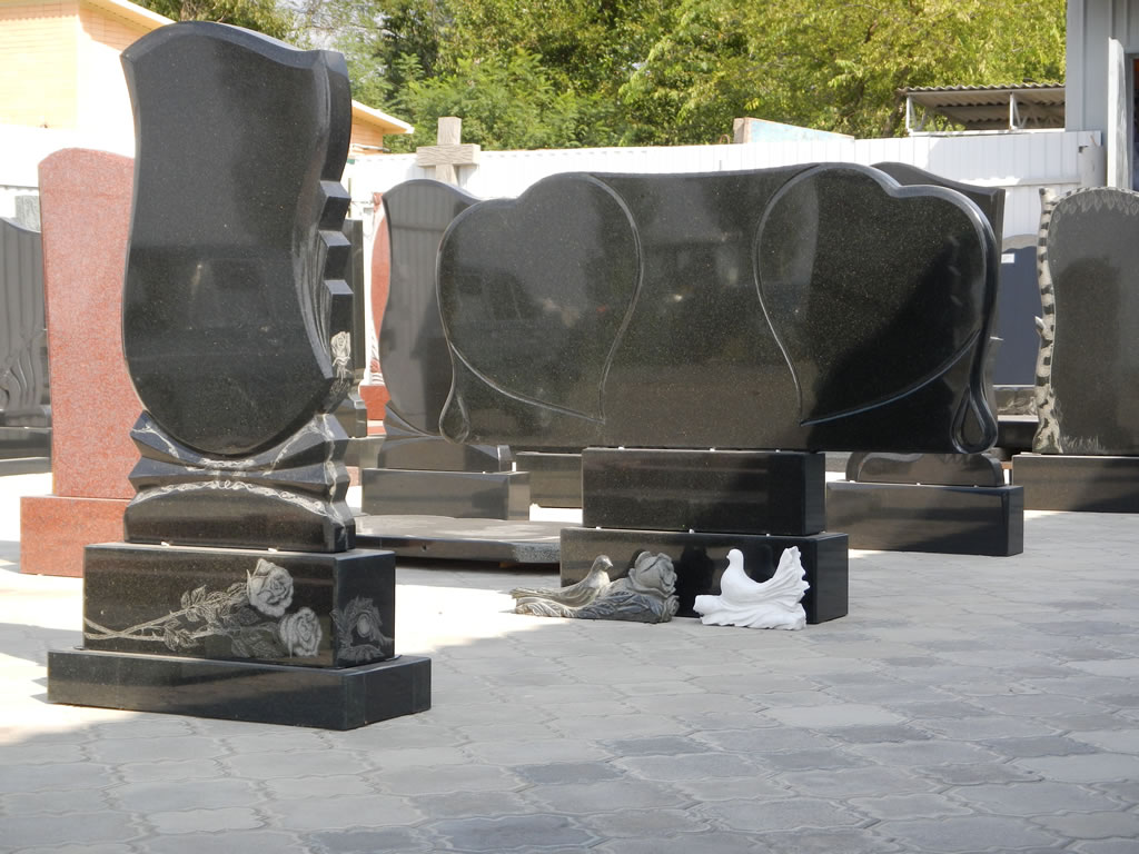 изготовление памятников и надгробий